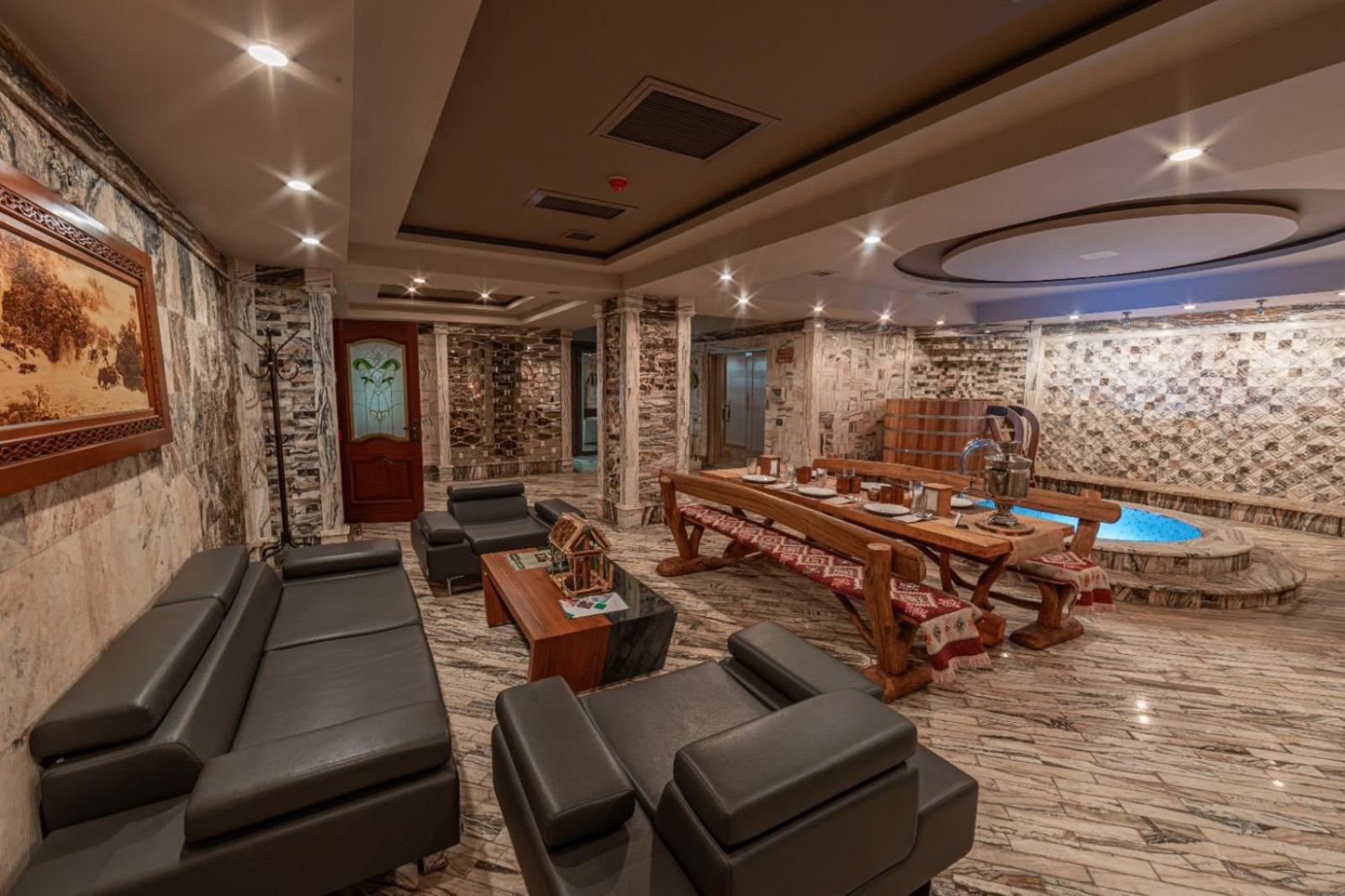 Green City Resort Hotel Baku Bagian luar foto