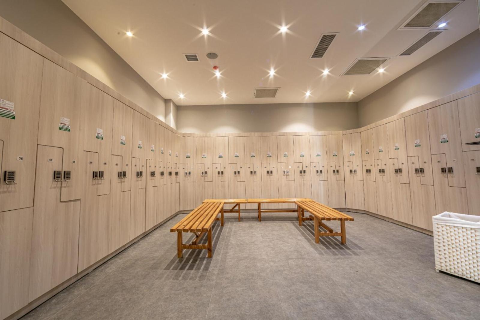 Green City Resort Hotel Baku Bagian luar foto