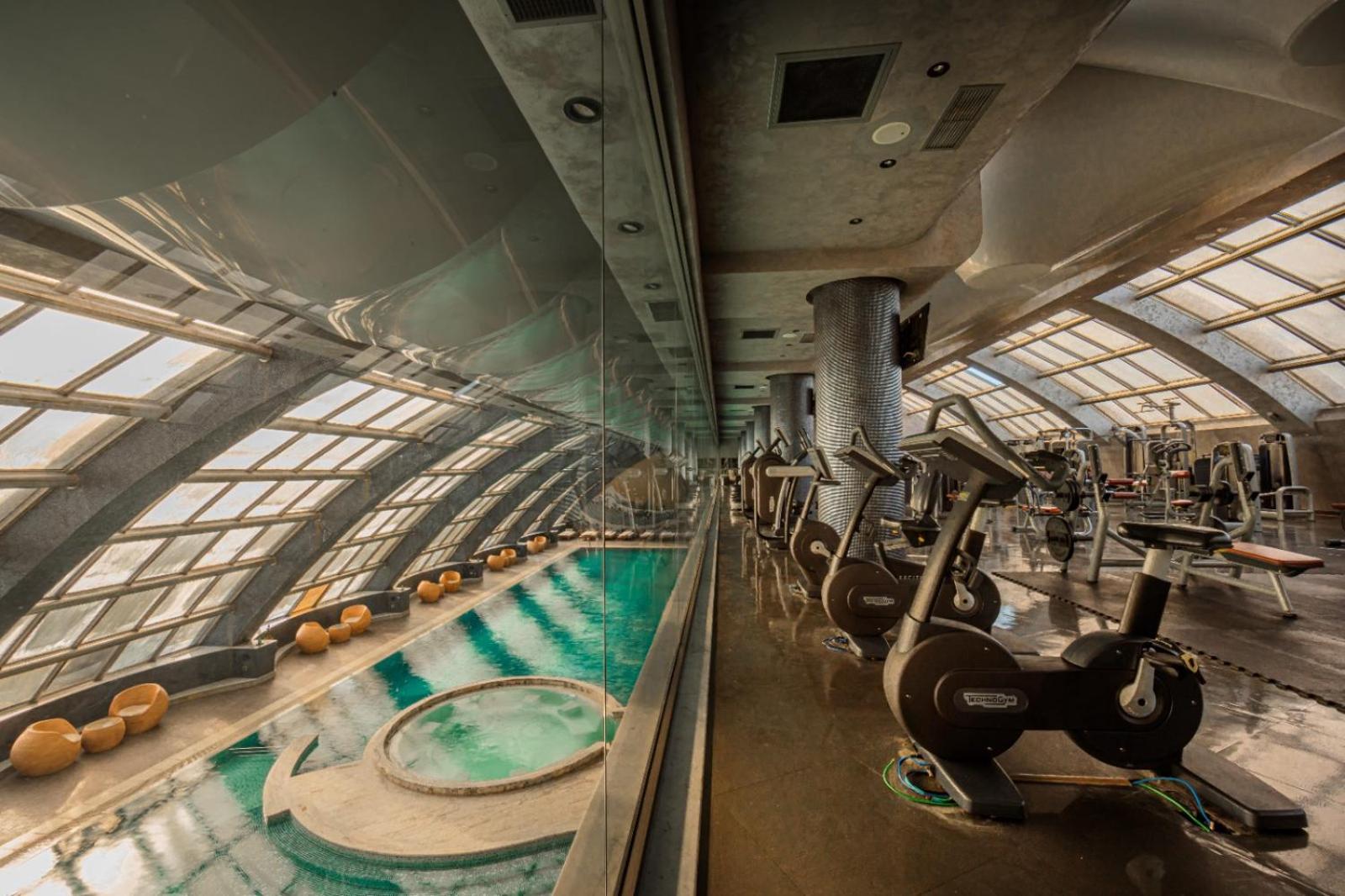 Green City Resort Hotel Baku Bagian luar foto