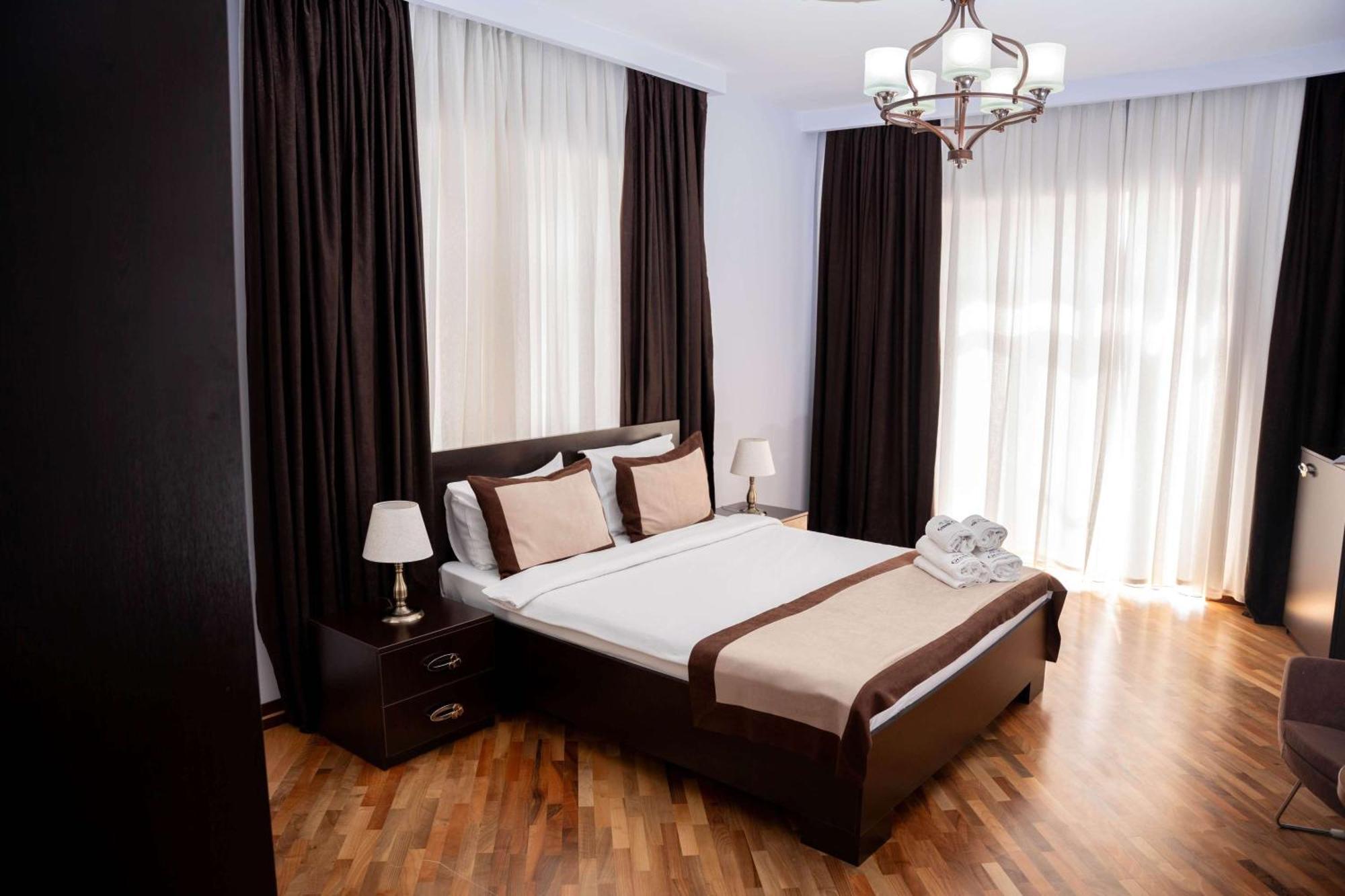 Green City Resort Hotel Baku Bagian luar foto