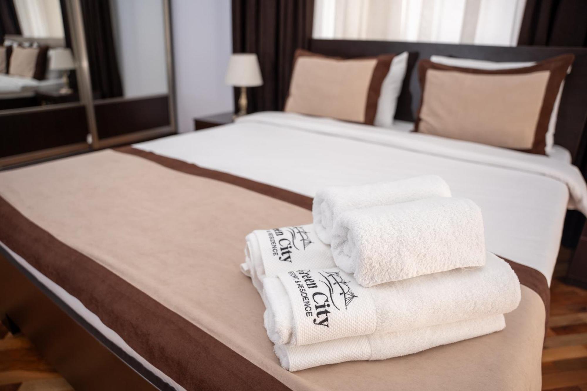 Green City Resort Hotel Baku Bagian luar foto